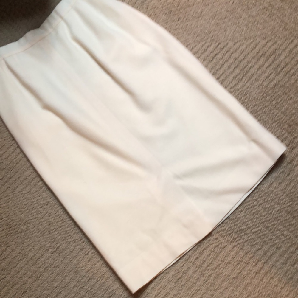 Pendleton Cream Single-Button Blazer - Picture 12 of 15